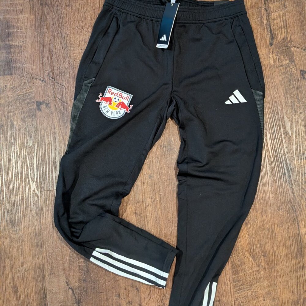 New York Red Bulls - Black Adidas Training Pants - NWT - Size Medium
